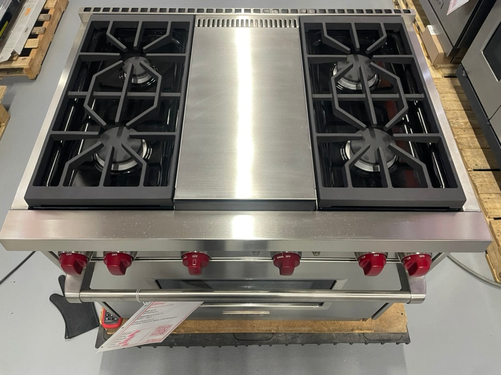 Wolf GR364G - 36” 4 Burner All-Gas Range W/ Griddle