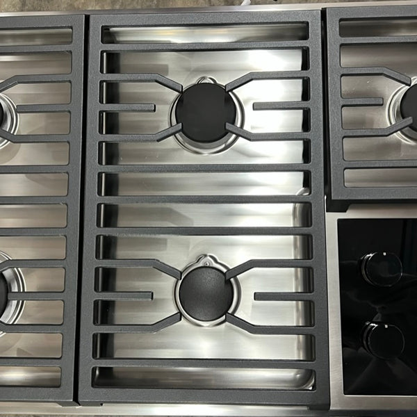 Wolf CG365T/S - 36” 5 Burner Cooktop