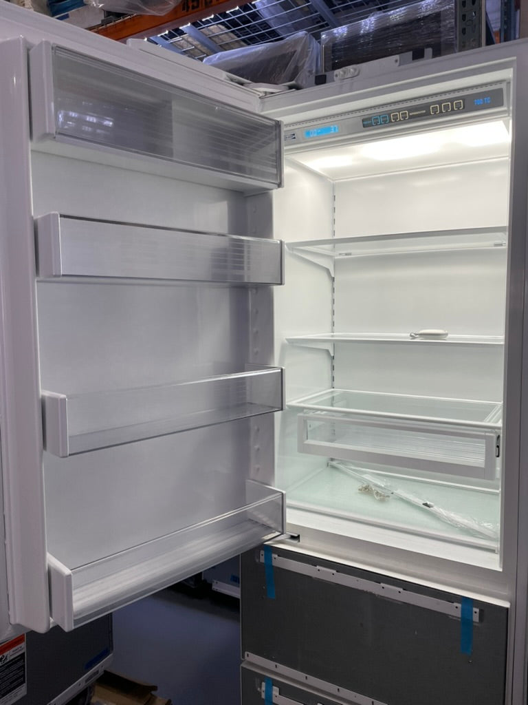 SubZero 700TCI-2 - 27” Column Refrigerator