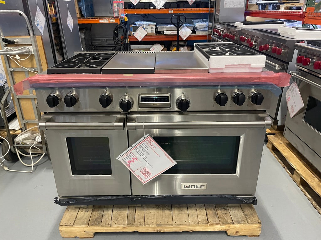 Wolf DF484CG-LP - 48” 4-Burner Range W/ Griddle and Char
