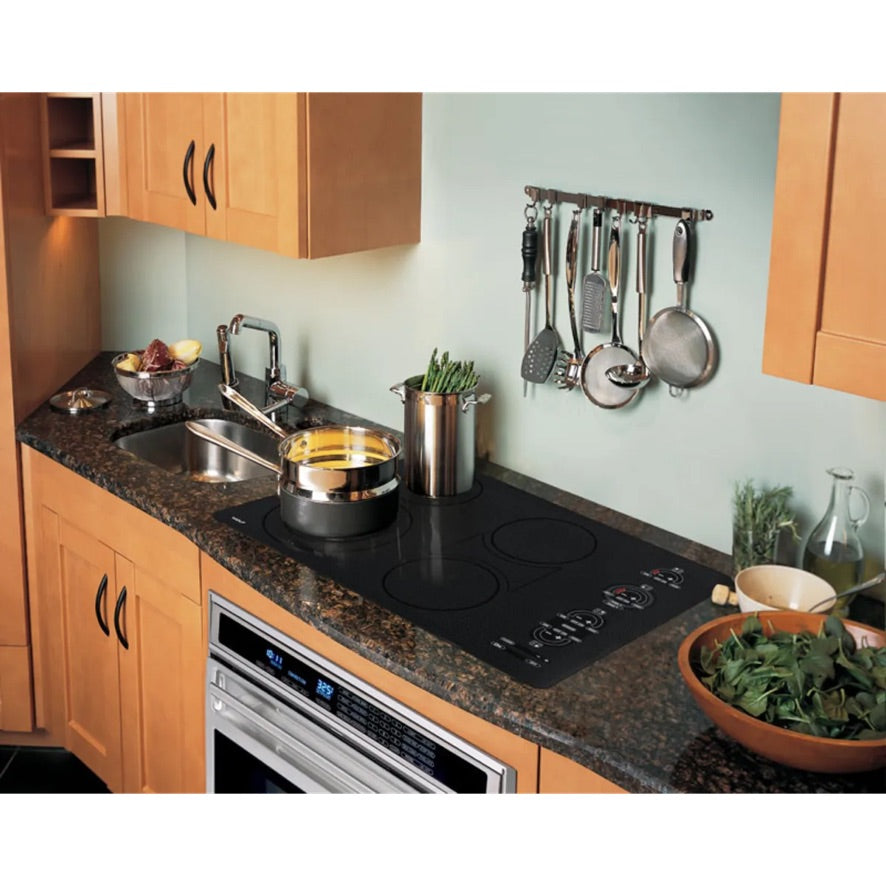 Wolf CT30EU - 30” 4 Burner Electric Cooktop