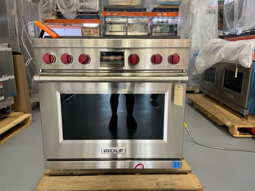 Wolf DF36450G/S/P - 36” 4-Burner Range W/ Griddle