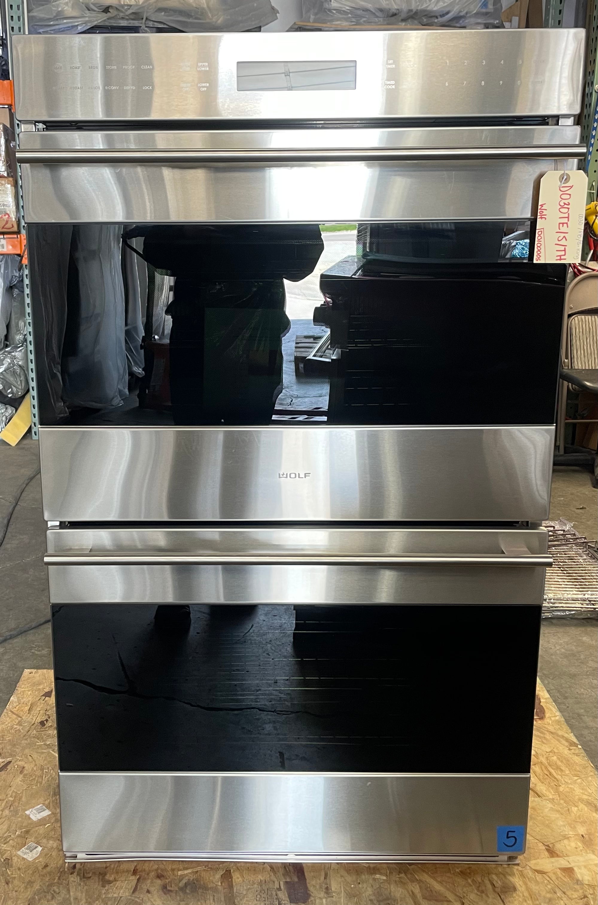 Wolf DO30TE/S/TH - 30" Transitional Double Oven *NEW W/ FFW