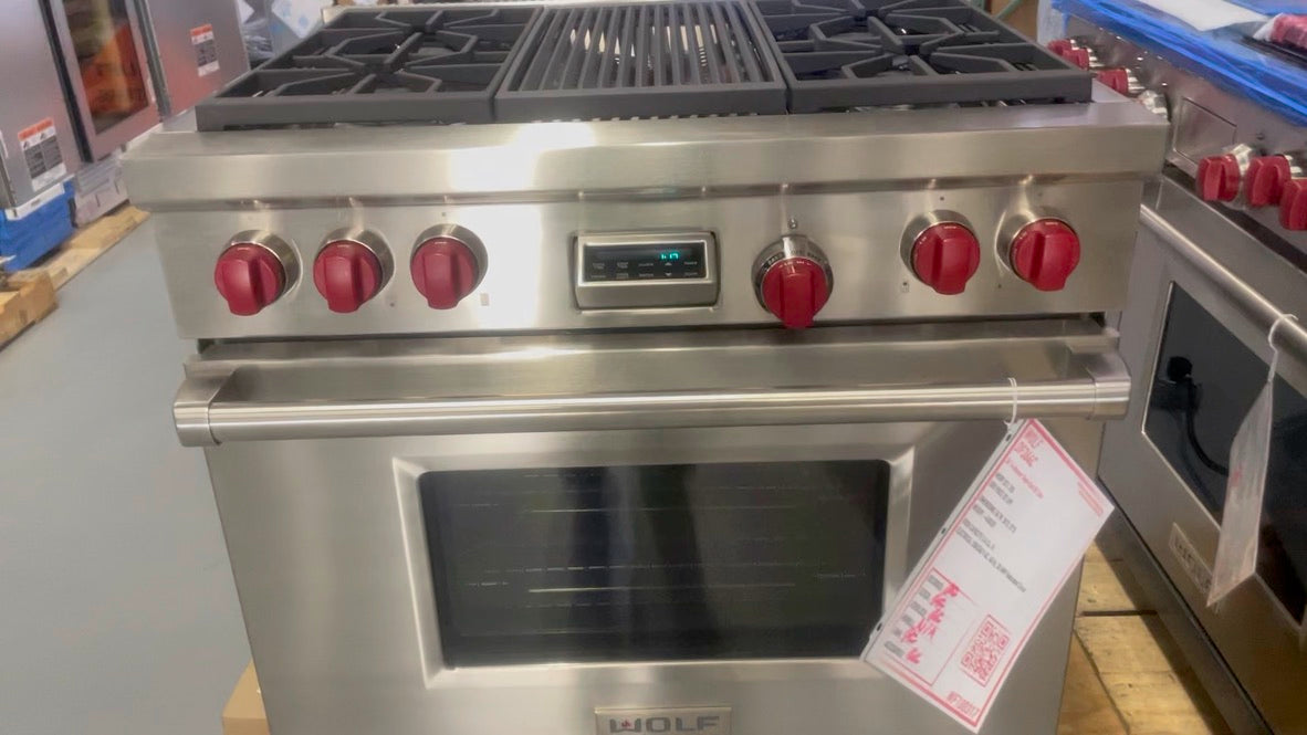 Wolf DF364C - 36" 4-Burner Dual-Fuel Range W/ Char