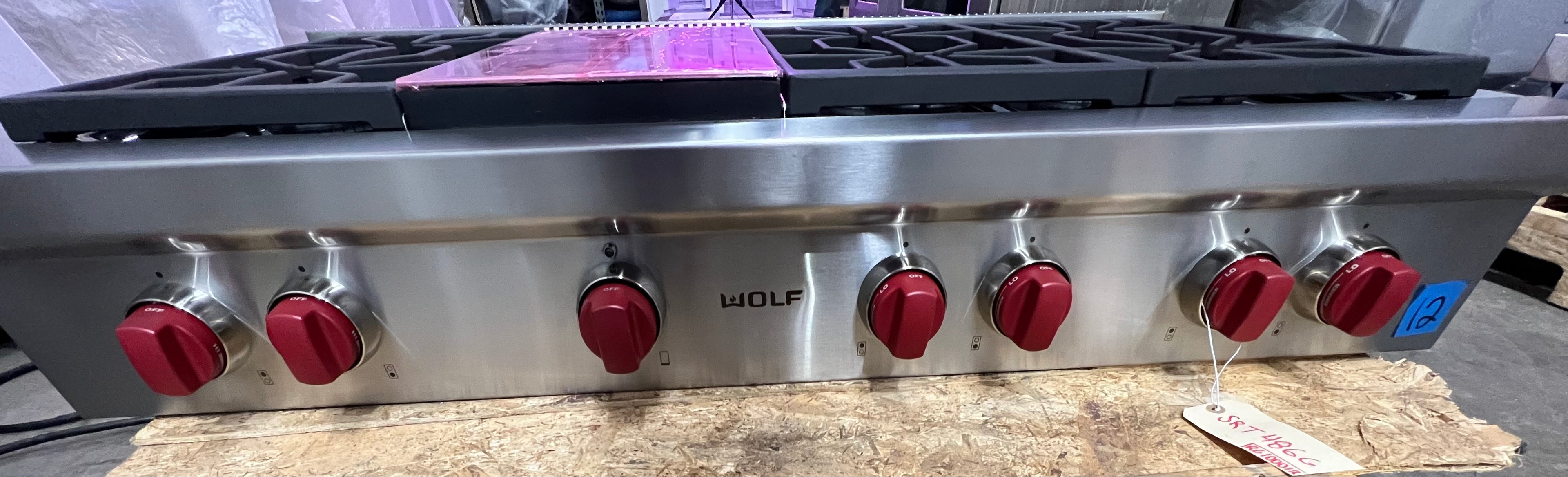 Wolf SRT486G - 48" 6 Burner Rangetop W/ Griddle