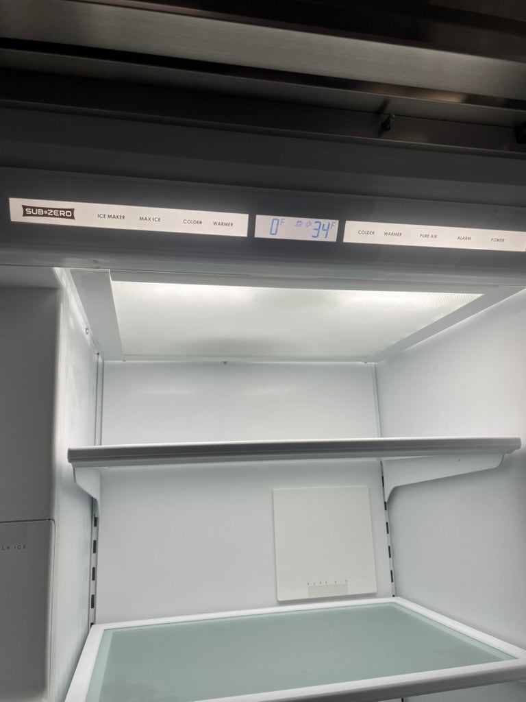 SubZero BI-42SD/S/PH - 42” Side-By-Side w/ Ice & Water Dispenser Refrigerator