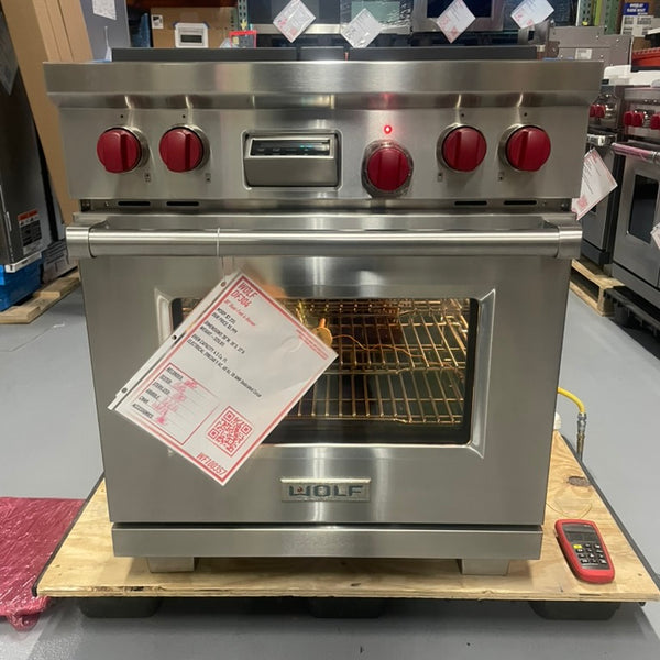 Wolf DF304 - 30” 4-Burner Dual-Fuel Range