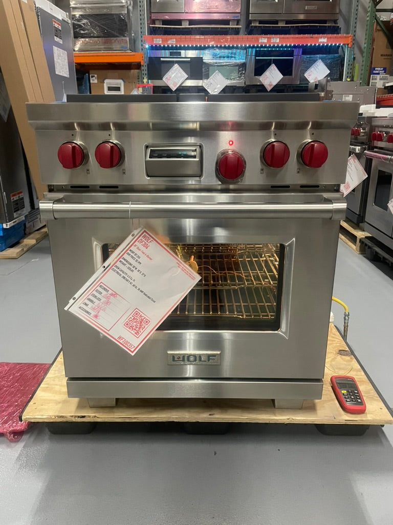 Wolf DF304 - 30” 4-Burner Dual-Fuel Range