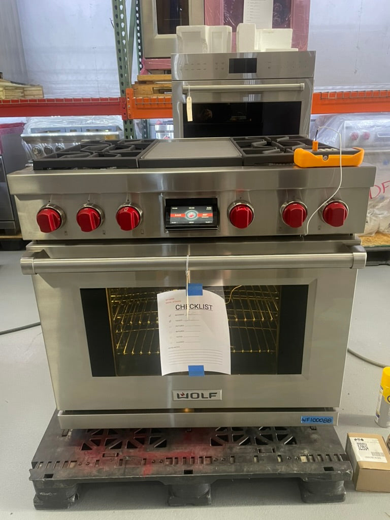 Wolf DF36450G - 36” 4 Burner New-Style Range W/ Griddle