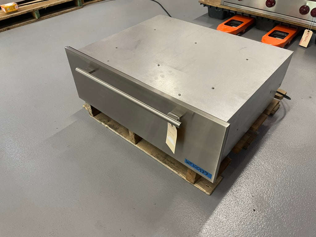 Wolf WWD30 - 30" Warming Drawer (NEW W/ FFW)