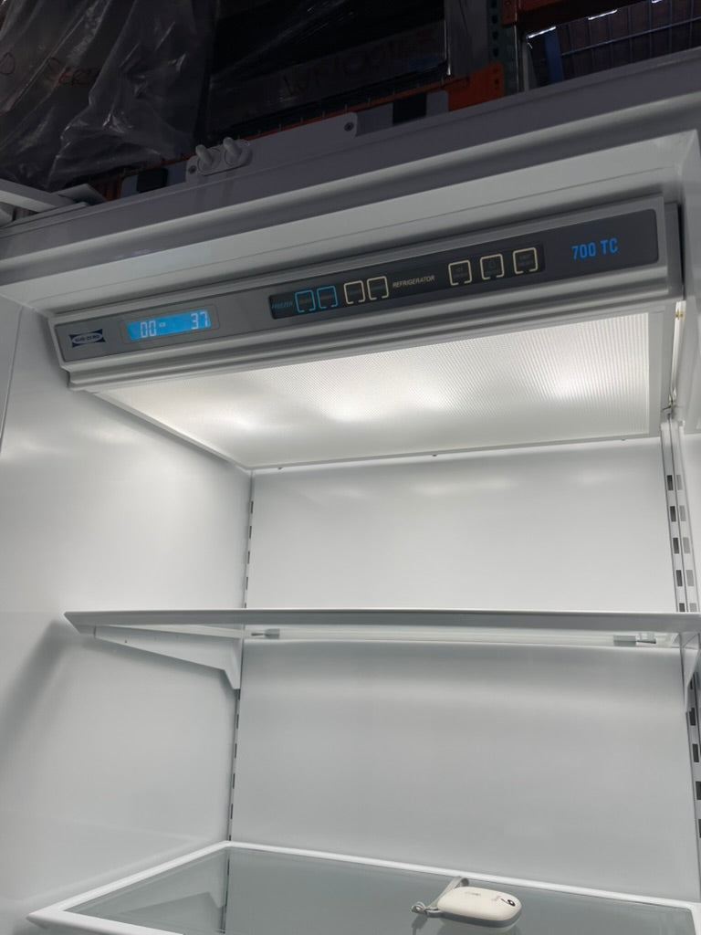 SubZero 700TCI-2 - 27” Column Refrigerator