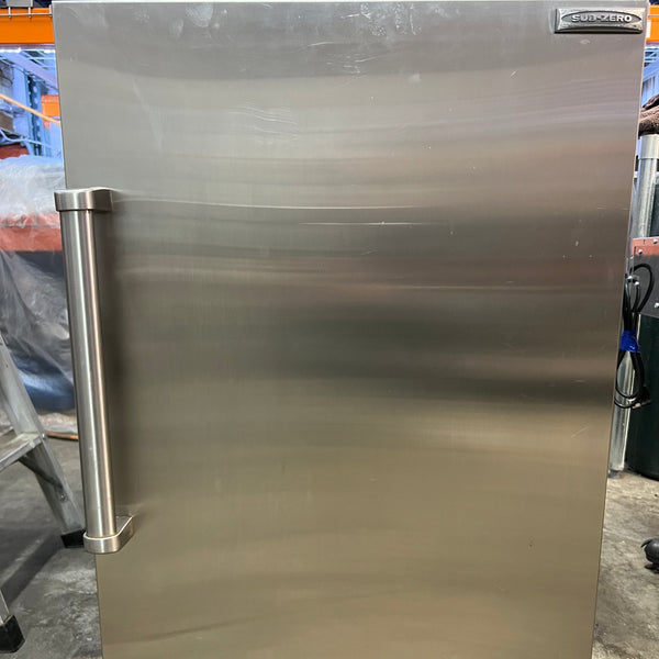 SubZero UC-24RO/PH - 24" Under-counter Outdoor Refrigerator