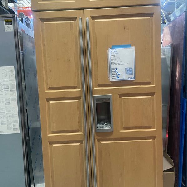 SubZero BI-42SD/O 42” Side-By-Side Refrigerator
