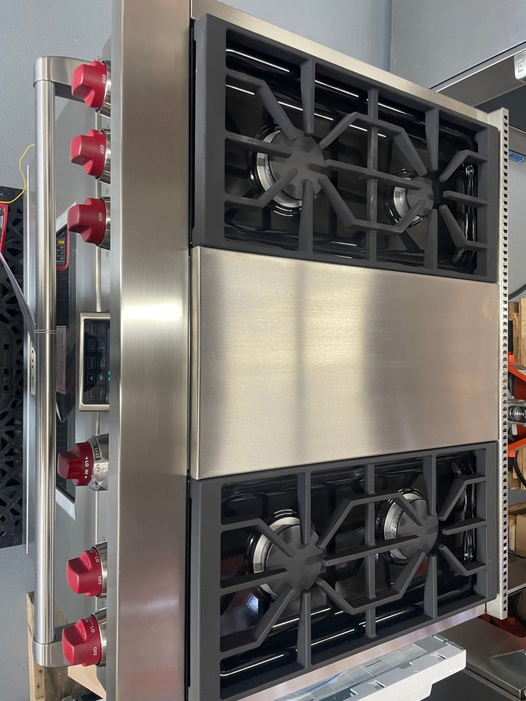 Wolf DF364C - 36" 4-Burner Dual-Fuel Range W/ Char