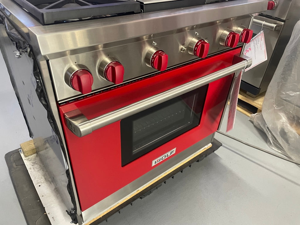 Wolf GR364G - 36” 4 Burner W/ Griddle All-Gas Range