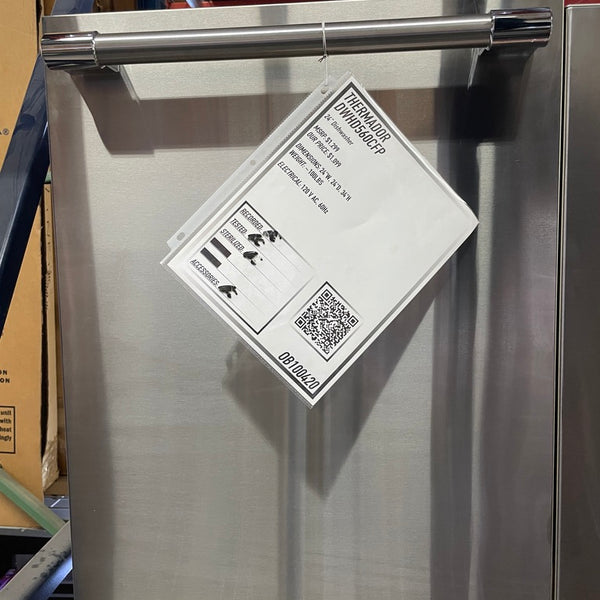 Thermador DWHD560CFP - 24" Stainless Steel Dishwasher