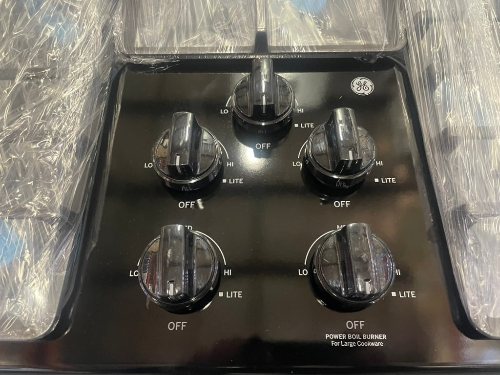GE JGP3036DL1BB - 36" 5-Burner Cooktop