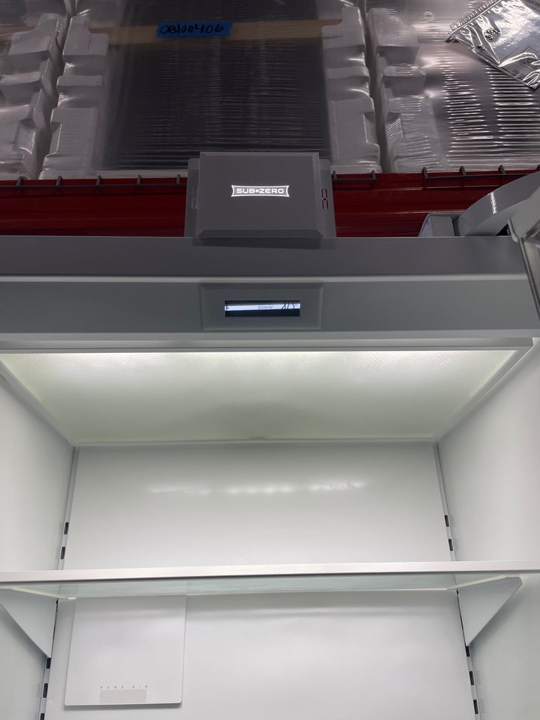 SubZero IC-30R-RH - 30" Column Refrigerator