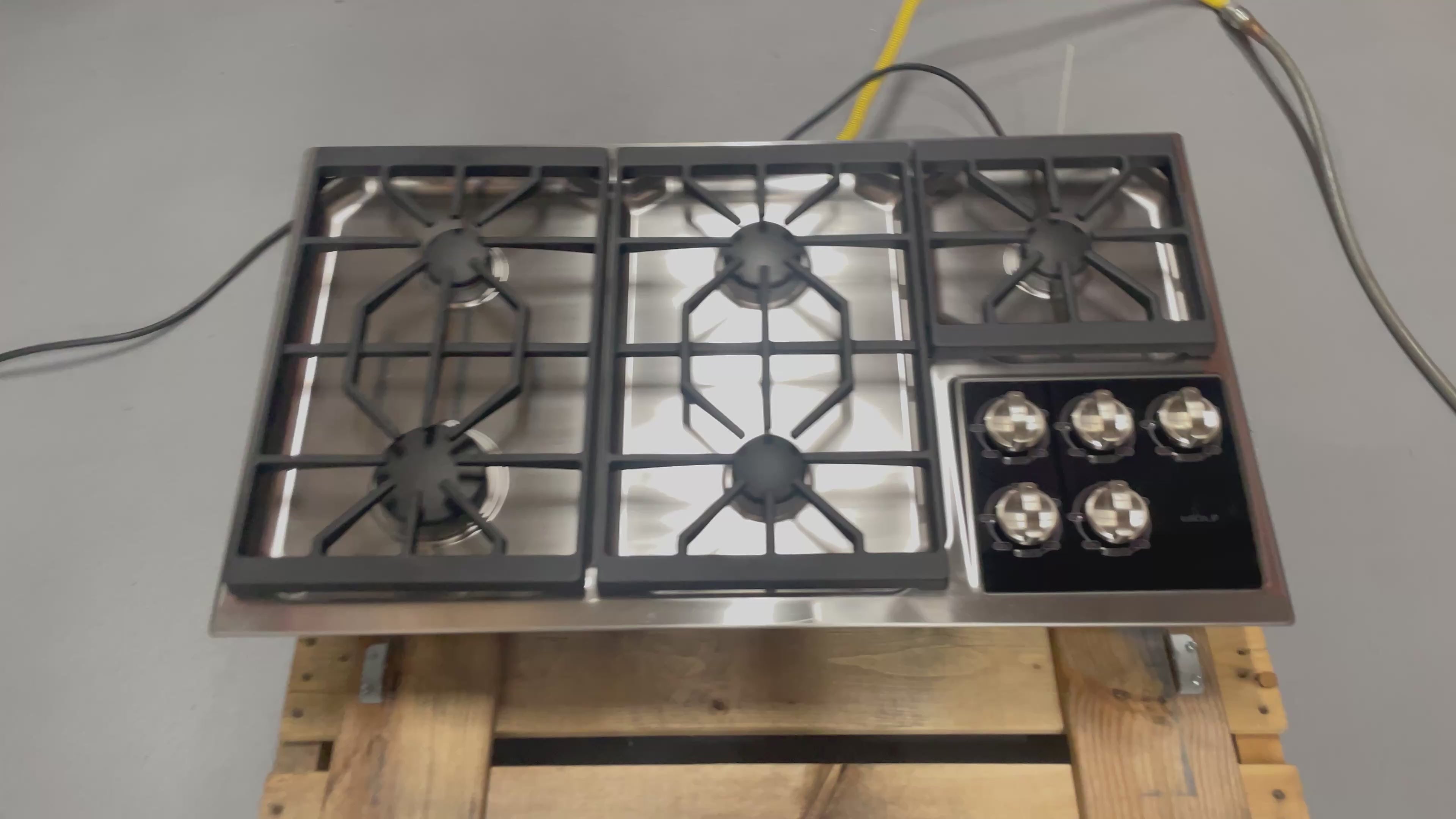 Wolf CT36G/S - 36” 5-Burner Cooktop