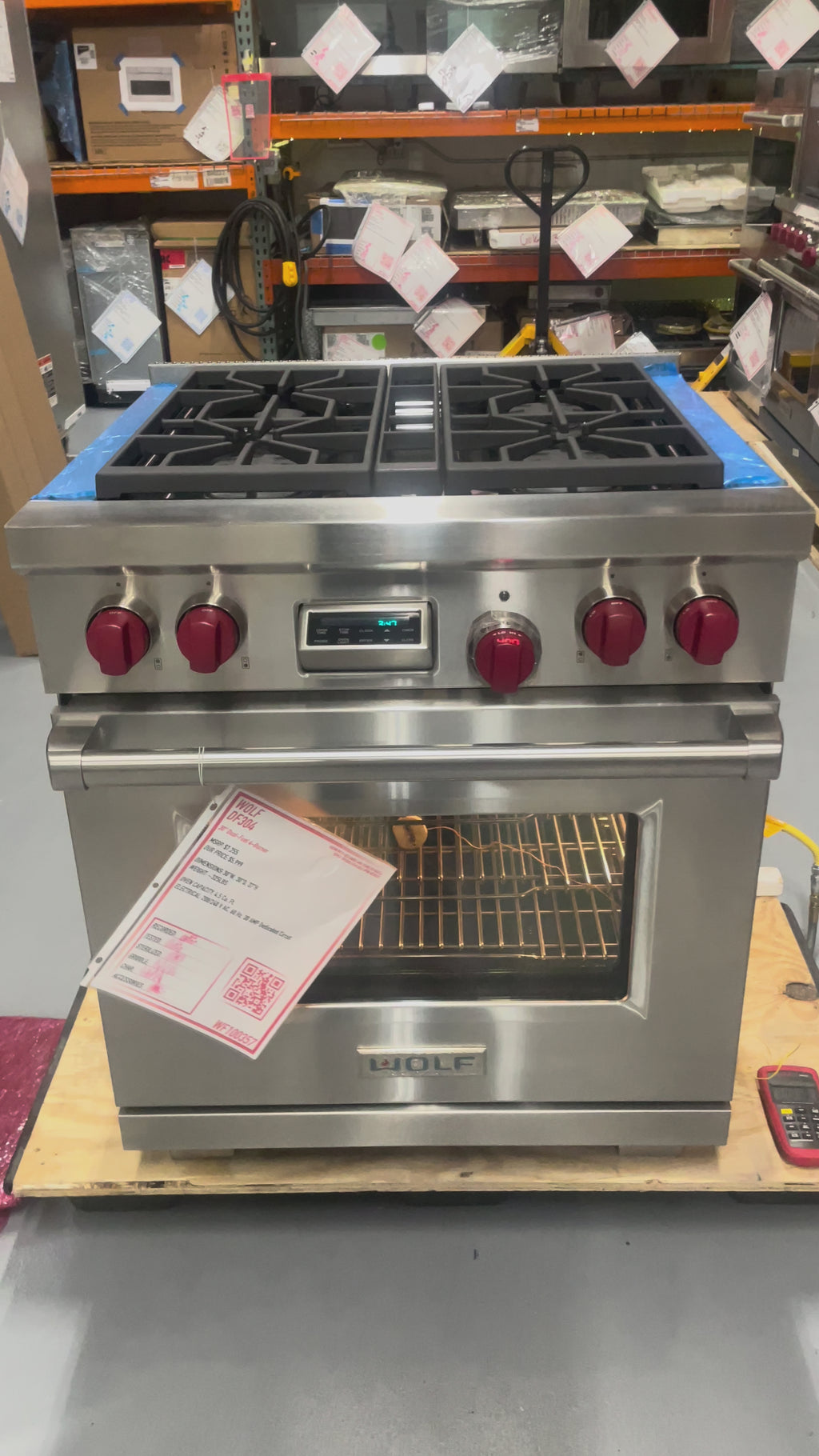 Wolf DF304 - 30” 4-Burner Dual-Fuel Range