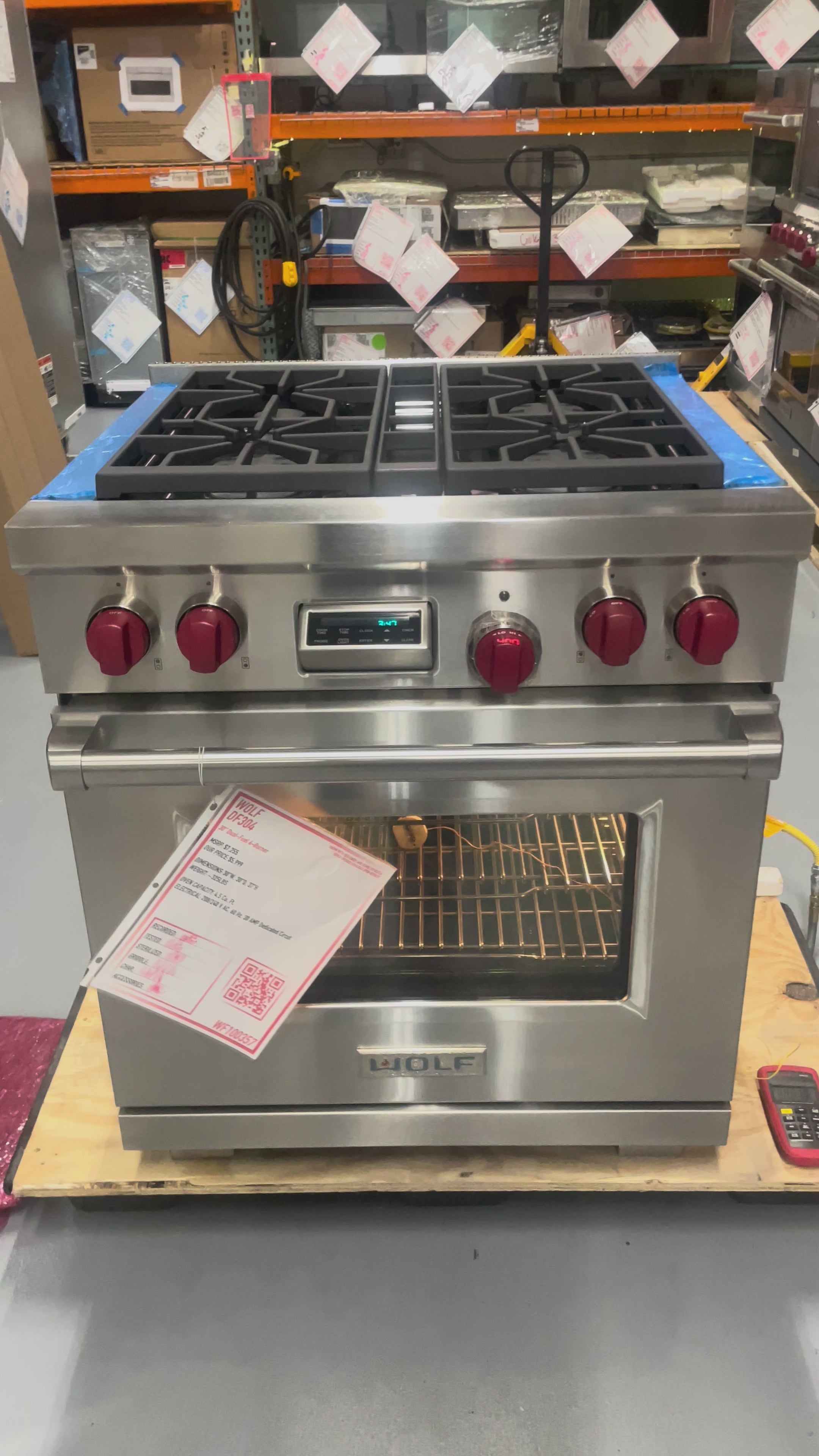 Wolf DF304 - 30” 4-Burner Dual-Fuel Range
